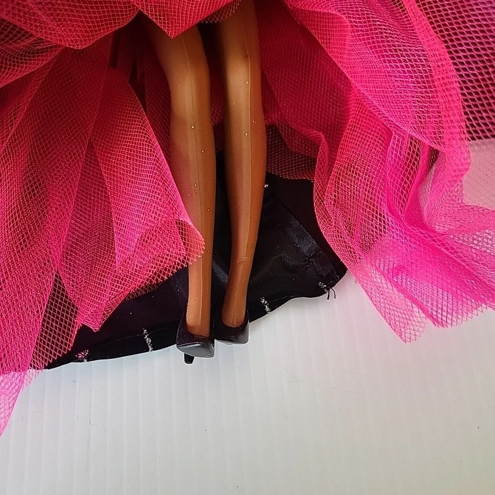 1998 Happy Holidays Barbie‎ Mattel Doll Special Edition Series #4420